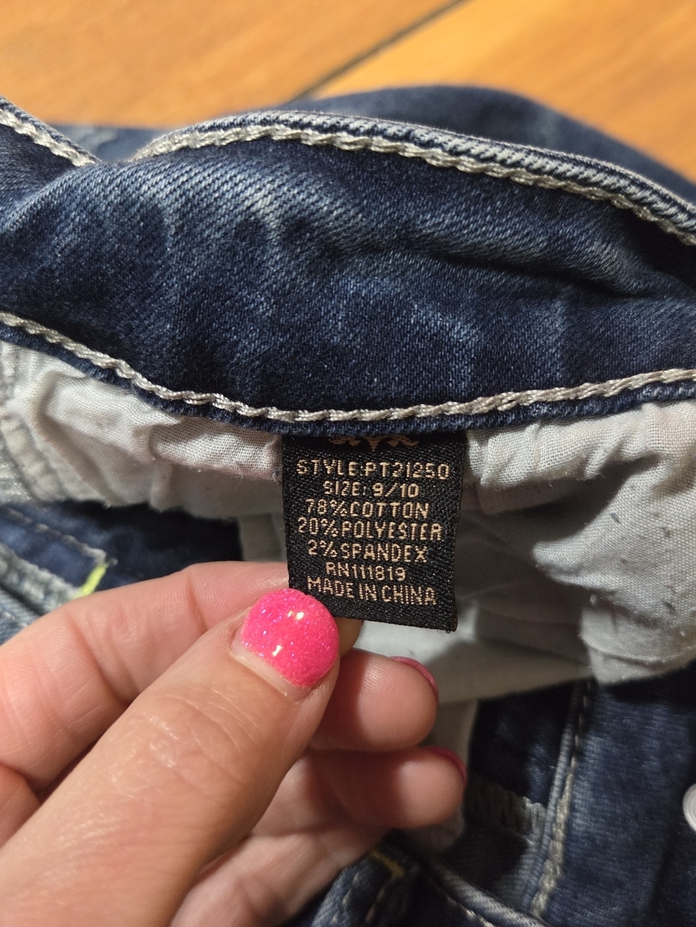 Women's Distressed Skinny Jeans in Dark Blue by Liy Jean - Picture 7 of 7